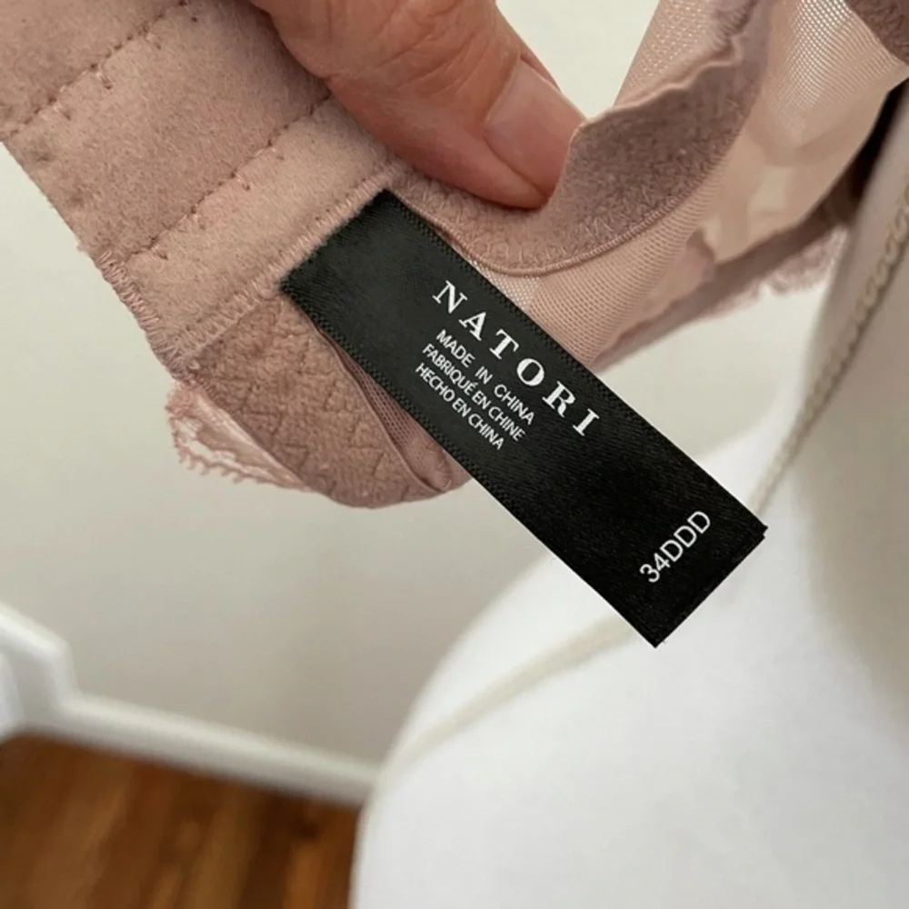 Natori‎ elusive full fit lace underwire bra 34DDD